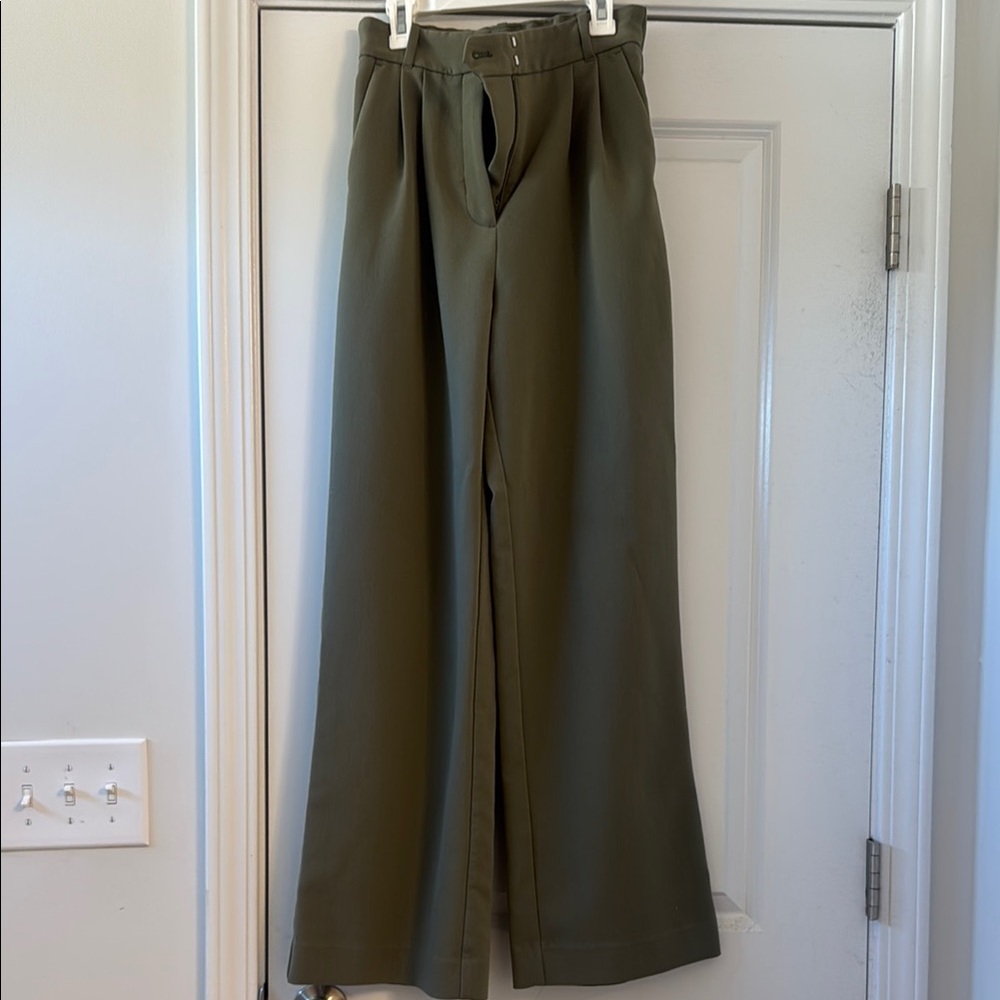A&F Olive Green Trousers
